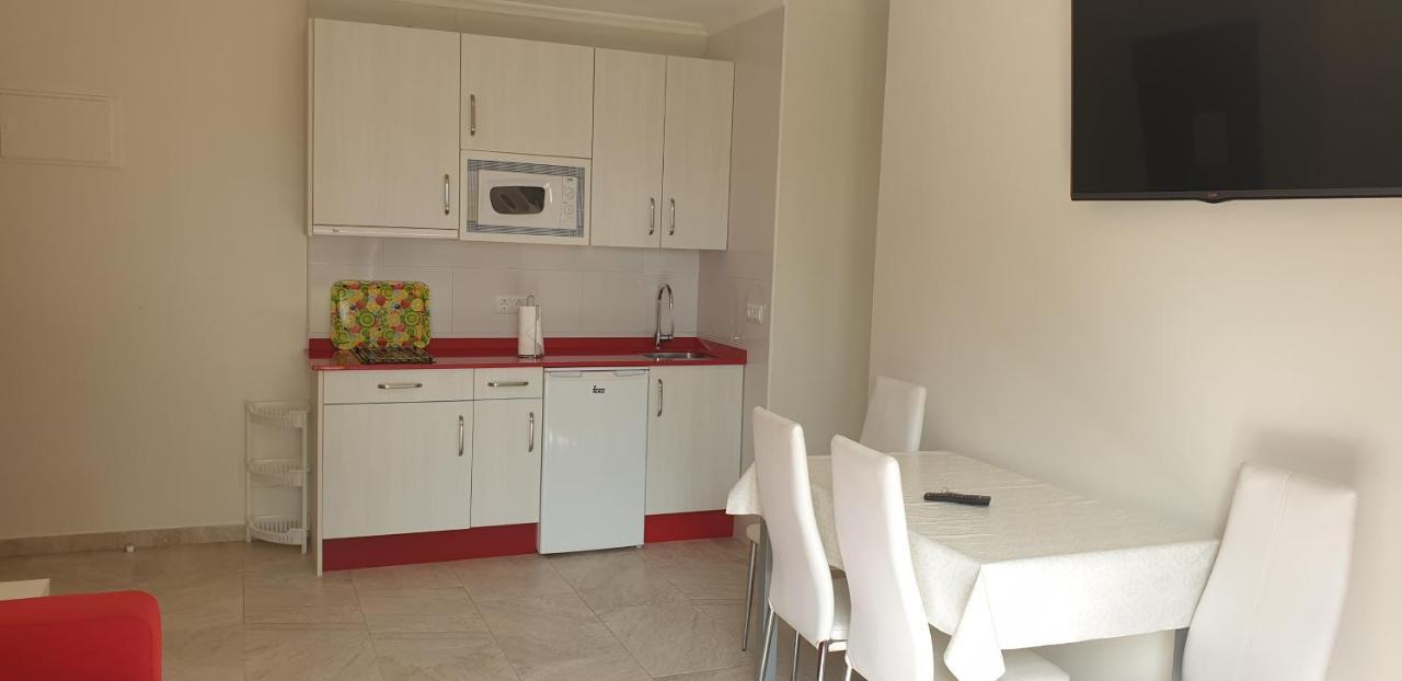 Apartamentos La Pradera De Isla Plana Kültér fotó