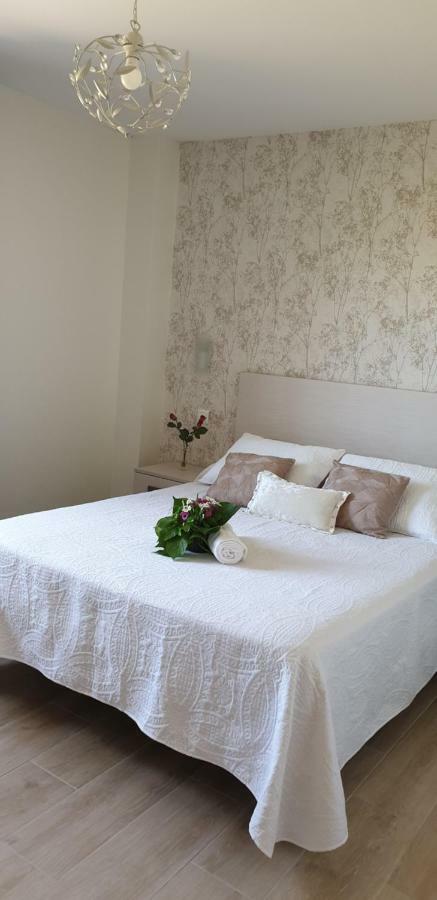 Apartamentos La Pradera De Isla Plana Kültér fotó